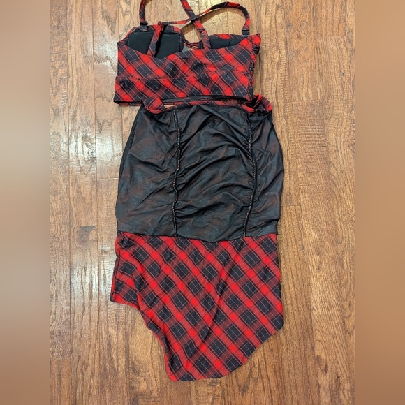 Torrid Retro Red Plaid Swim Top 0x & Ruched Swim Skirt With Brief 1x - Picture 9 of 13